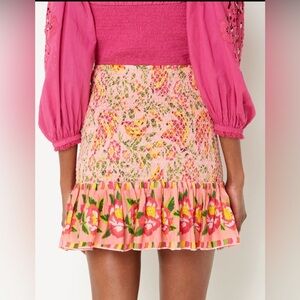 NWT Farm Rio Painted Bananas pink mini skirt Women’s M Medium Shirred Smocked